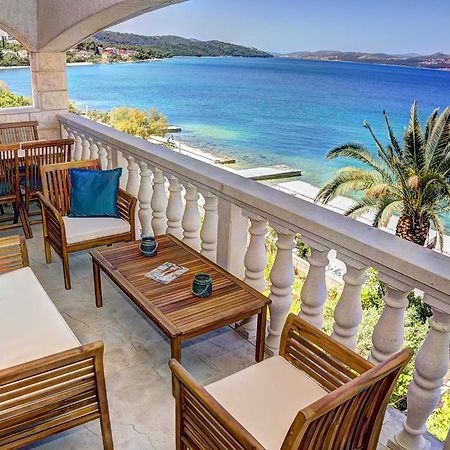 Apartment Villa Bralo Trogir Exteriör bild