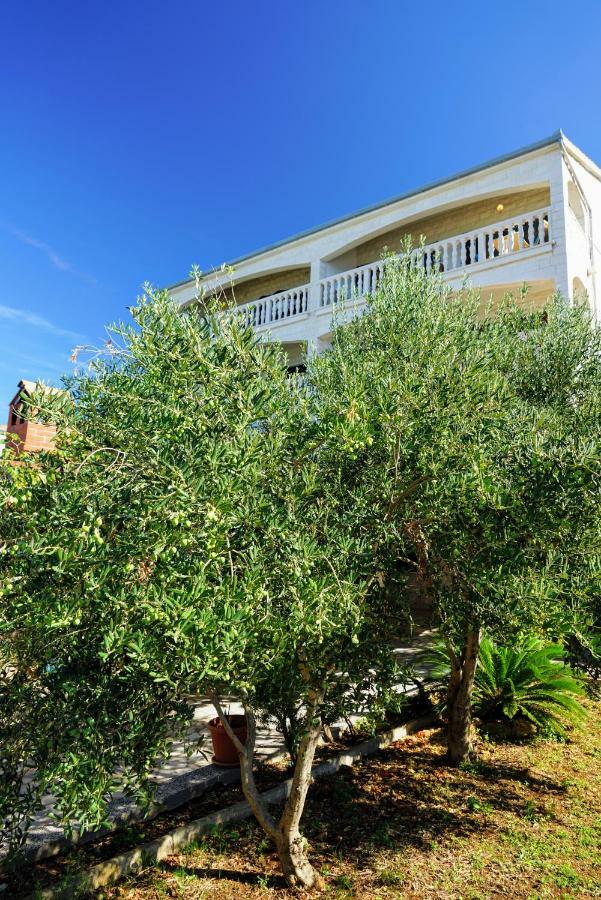 Apartment Villa Bralo Trogir Exteriör bild